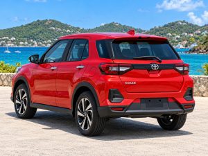 Toyota Raize 2023 Rouge - vue arrière 3/4