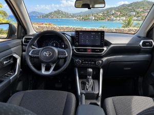 Toyota Raize 2023 Rouge - tableau de bord