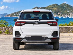 Toyota Raize 2023 Blanc - vue de face arrière