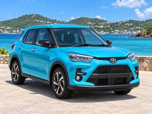 Toyota Raize 2023 Turquoise - vue avant 3/4