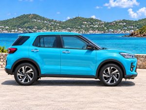 Toyota Raize 2023 Turquoise - vue de profil