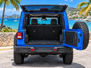 Jeep Wrangler Sport 2020 Bleu - coffre ouvert